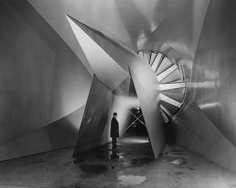 PUBLICITY FOR WIND TUNNEL