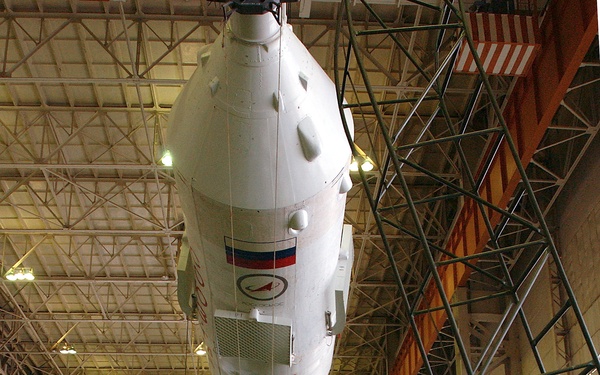 Expedition 10 Preflight