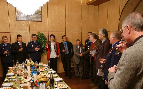 Expedition 10 Preflight