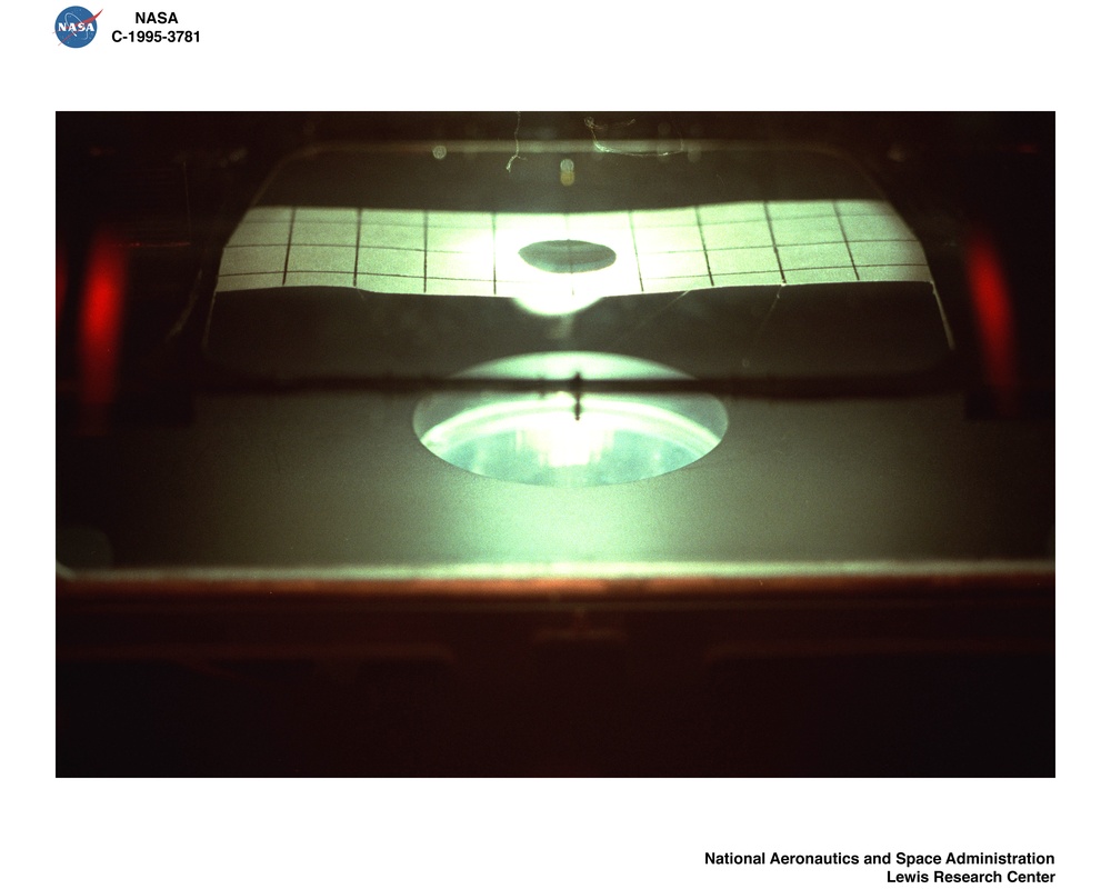 JAMIC JAPANESE MICROGRAVITY CENTER TEST RESULTS FOR FLAME SPREAD AND RADIATIVE IGNITION 10 SECOND DROP TESTS