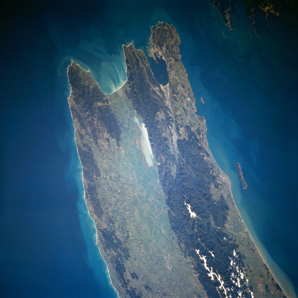 Earth Observation taken by the Expedition Two crew