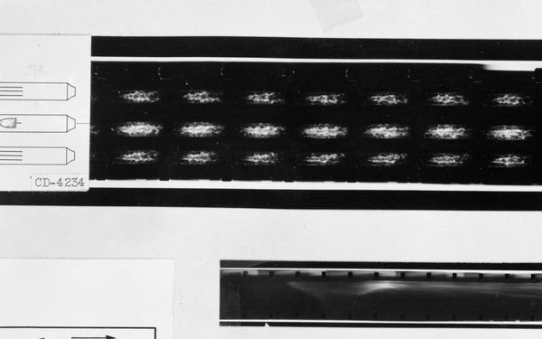 COMBUSTION AND PERFORMANCE STUDIES OF INJECTION PROCESSES IN A 200 POUND THRUST ROCKET ENGINE LIQUID OXYGEN LOX HEPTANE SYSTEM