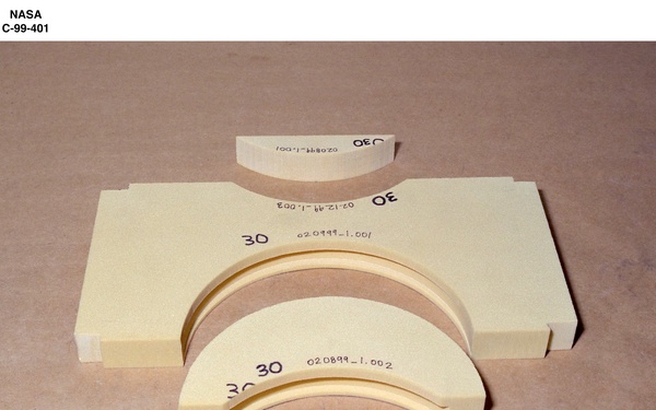RUB STRIP MATERIAL EVALUATORS USING FAN BLADE TIP SIMULATOR