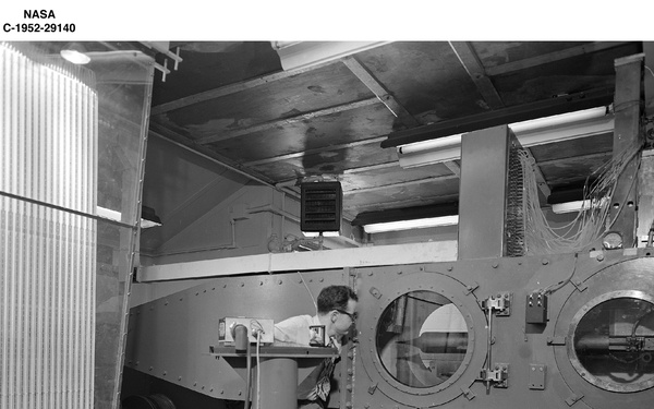 5 INCH RAM JET MOUNTED IN 2X2 FOOT SUPERSONIC TUNNEL