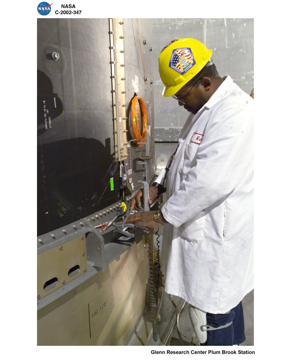 BOEING DELTA 4 SHROUD SEPARATION TEST IN SPACE POWER FACILITY AT NASA PLUM BROOK STATION