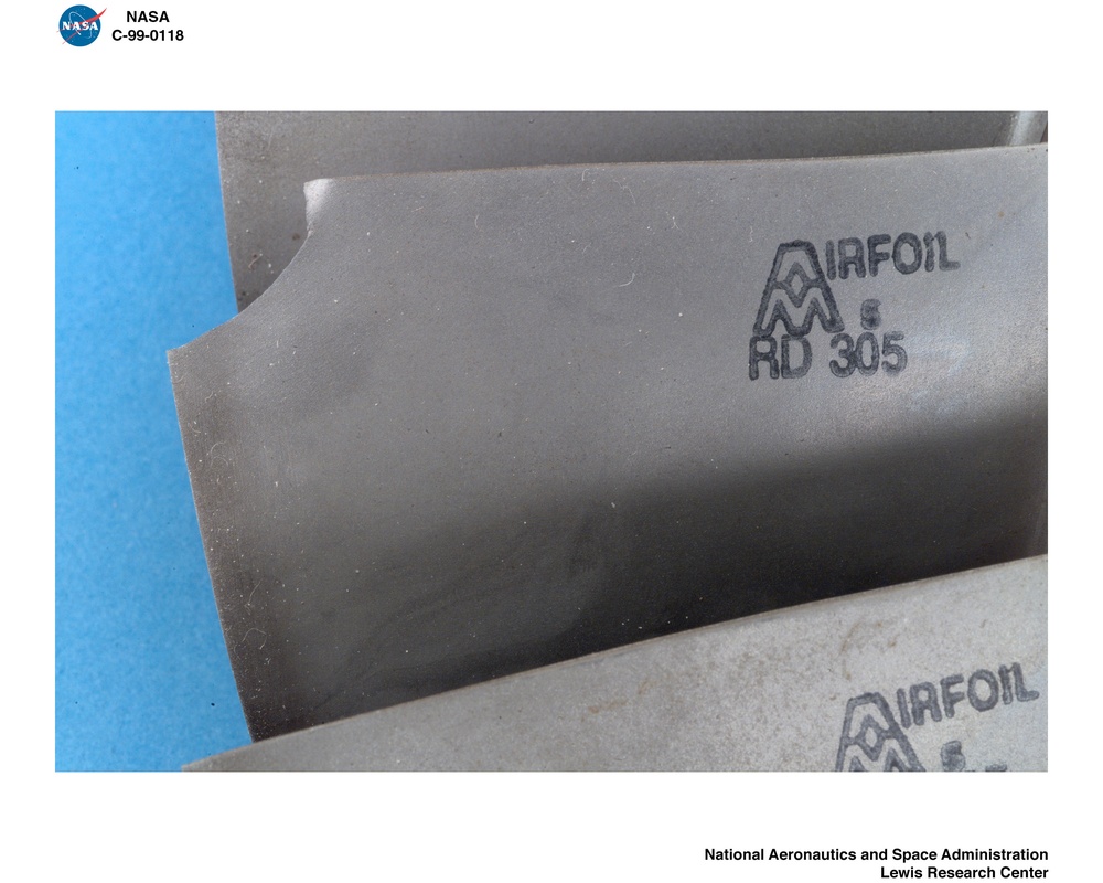 DAMAGED ROTOR 37 BLADES SINGLE STAGE COMPRESSOR FACILITY