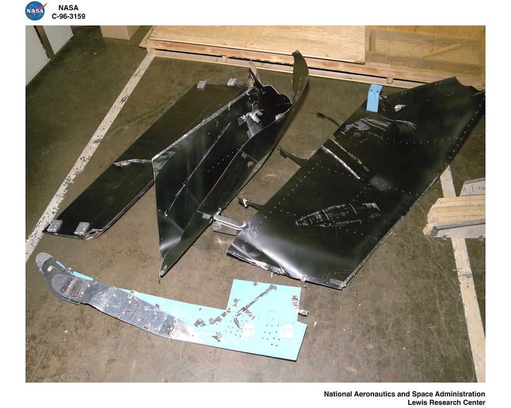 SINO SWEARINGEN INBOARD WING SUCTION MODEL IN ICING RESEARCH TUNNEL IRT