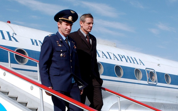 Expedition 10 Preflight