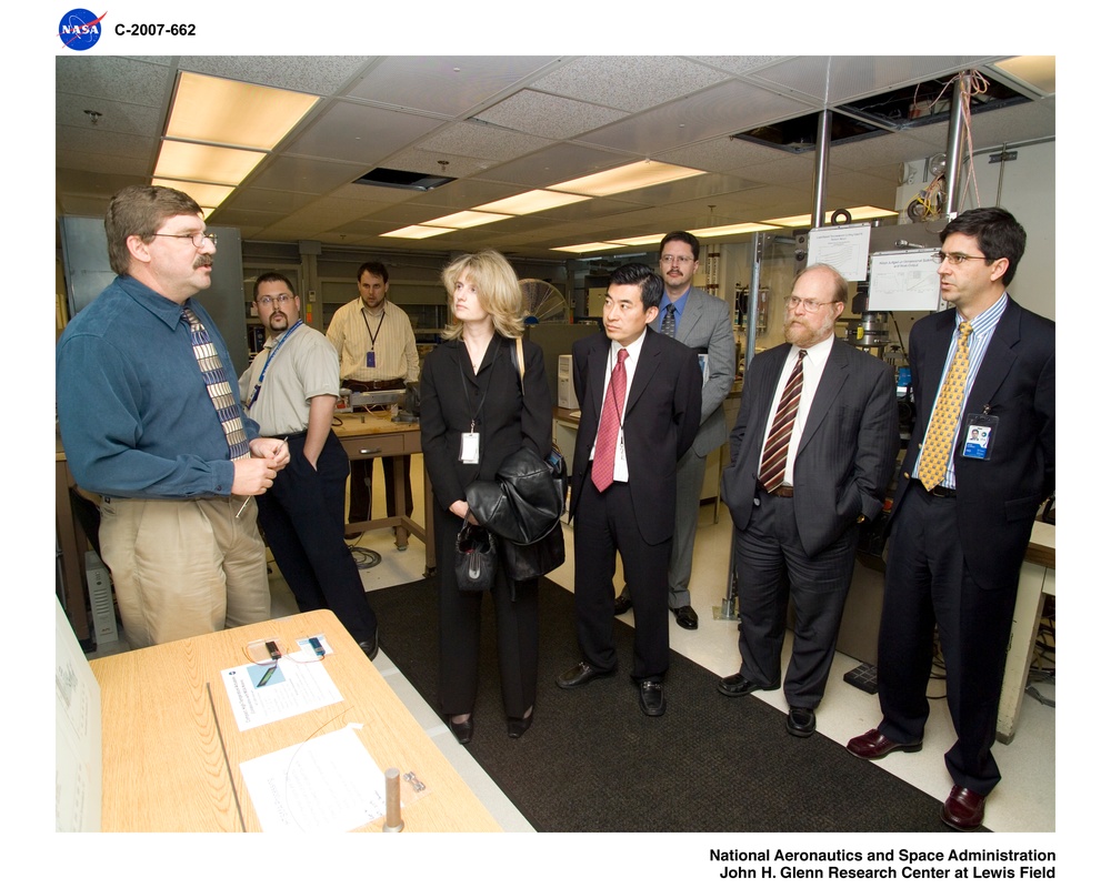 Visit to the Glenn Research Center by the Associate Administrator for Aeronautics and the Office of Management and Budget (OMB) Examiner