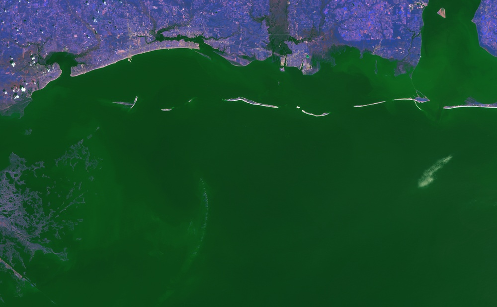 Hurricane Katrina Erodes the U.S. Gulf Coast: Natural Hazards