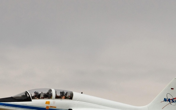 NASA Dryden T-38 Flies Low-level Salute