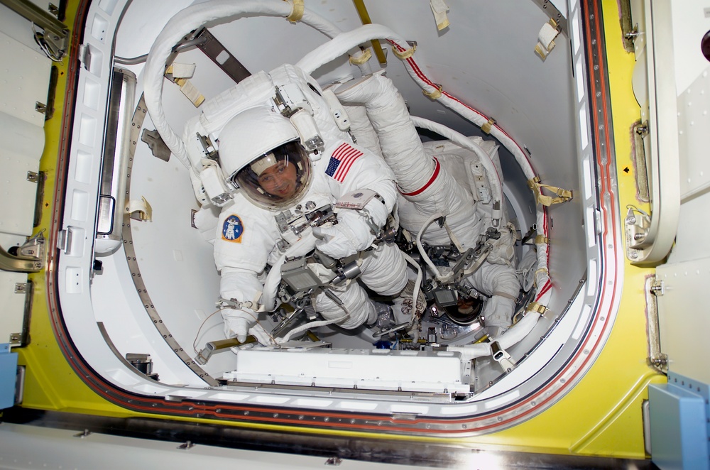 Bursch and Walz in Quest Airlock for EVA 3, Expedition Four