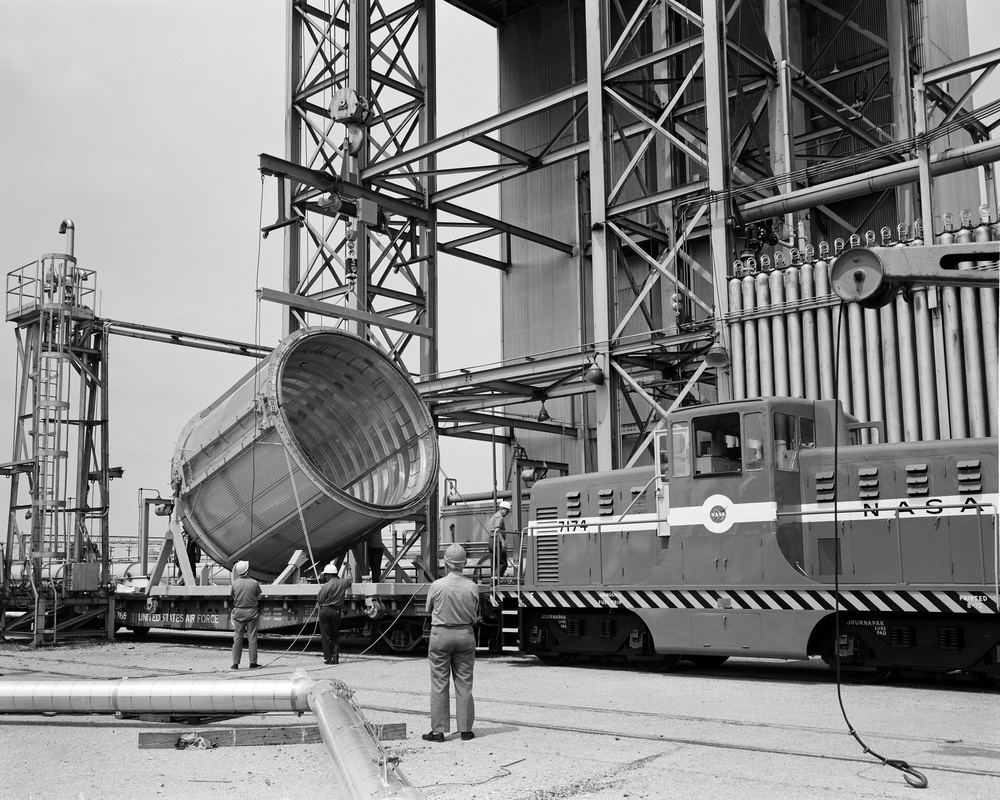 TRANSPORTATION AND ERECTION OF PAYLOAD SECTION OF CENTAUR STANDARD SHROUD AT B-3 TEST STAND AT NASA PLUM BROOK STATION SANDUSKY OHIO