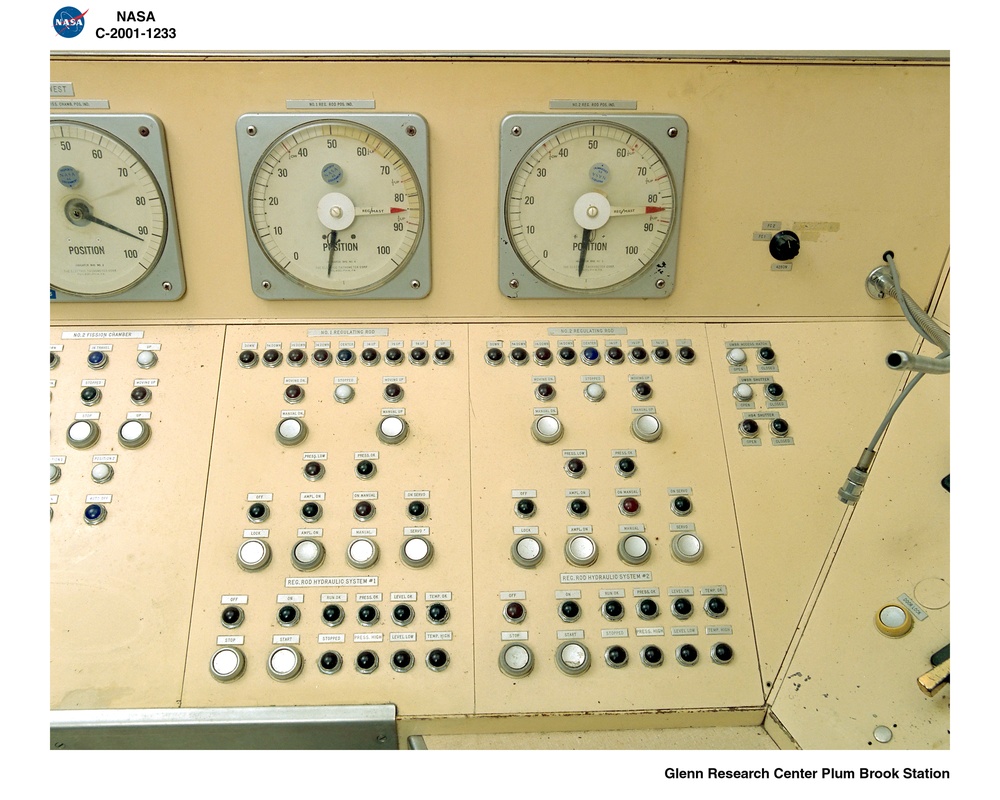 PLUM BROOK REACTOR FACILITY / UPPER CONTROL ROOM / 00106 / C3