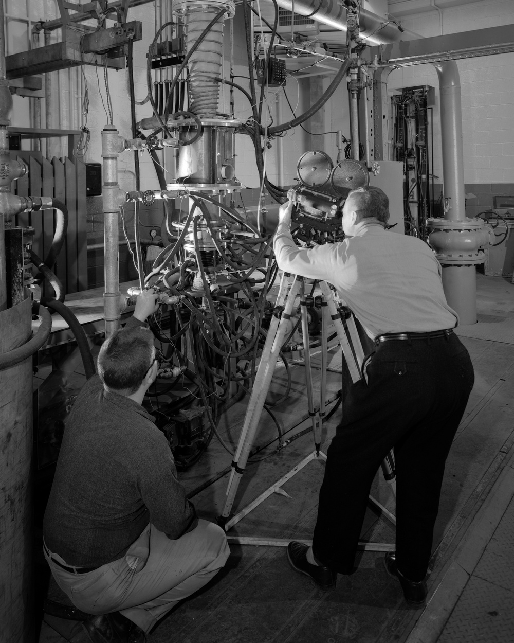 200 KW LEWIS ELECTRIC ARC WIND TUNNEL