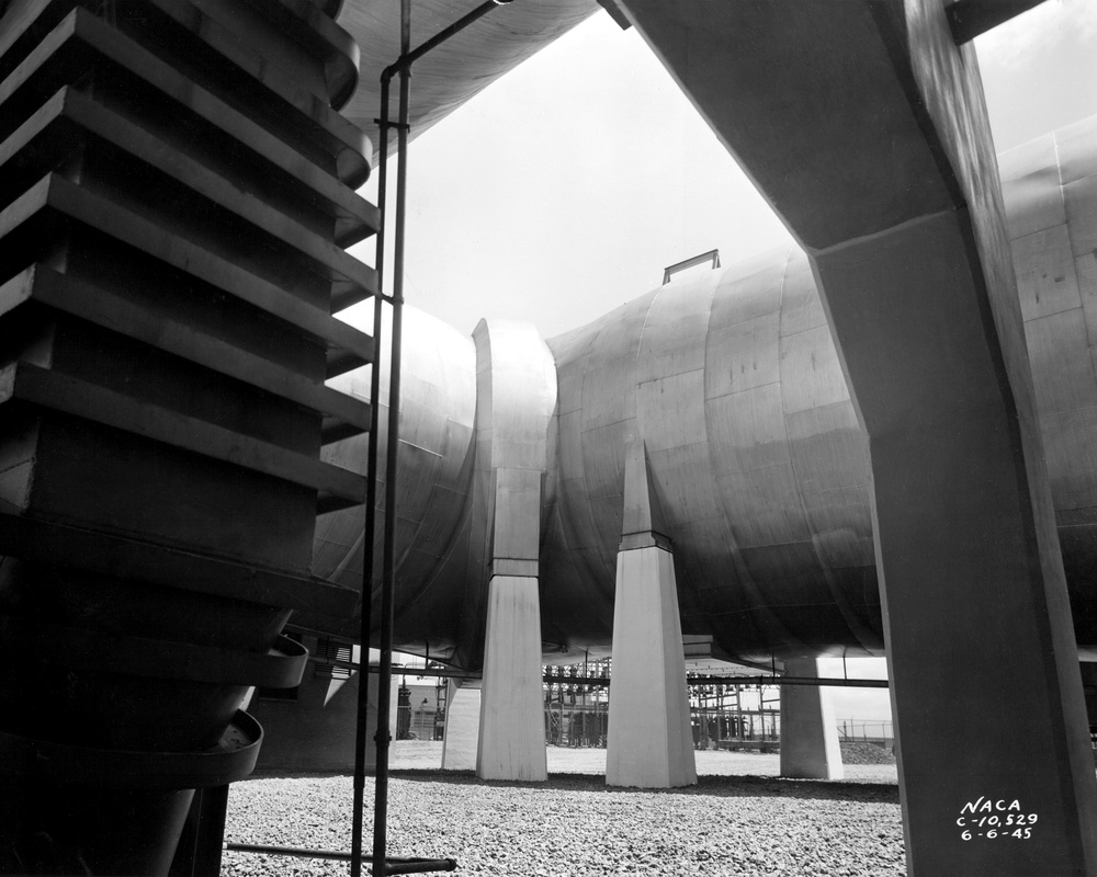 PUBLICITY WIND TUNNEL ROOF AND HANGAR APRON