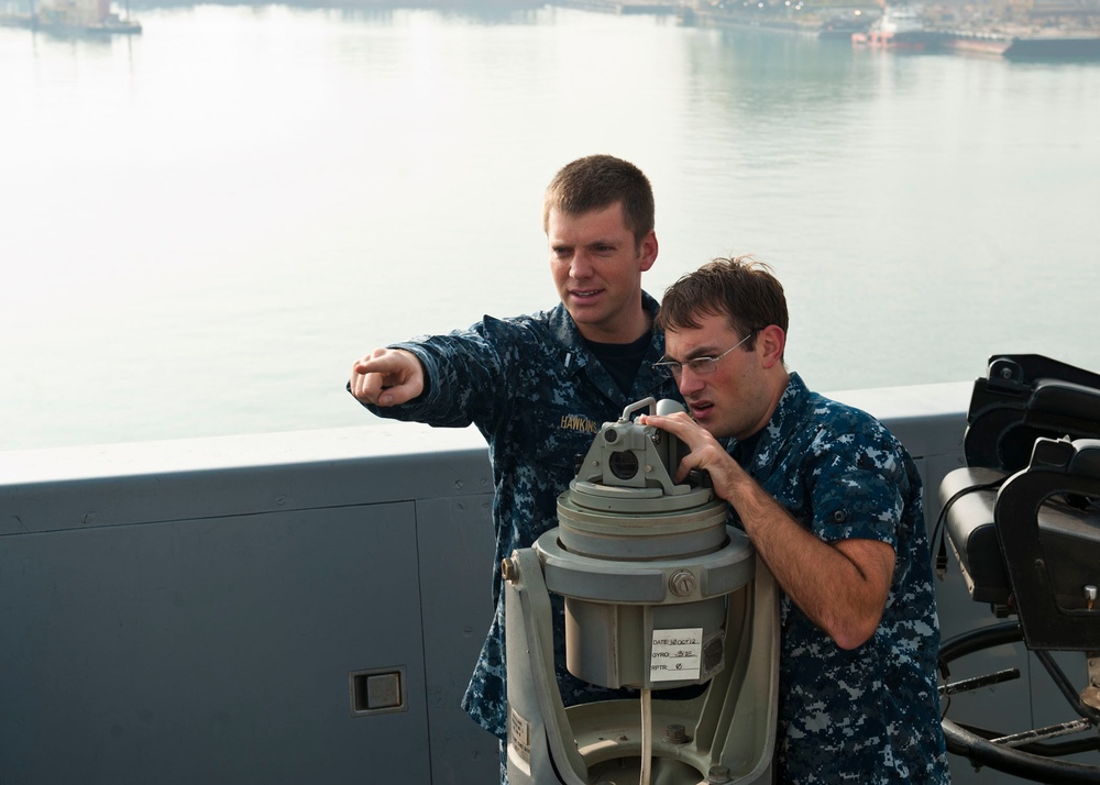 USS New York visits Dubai port