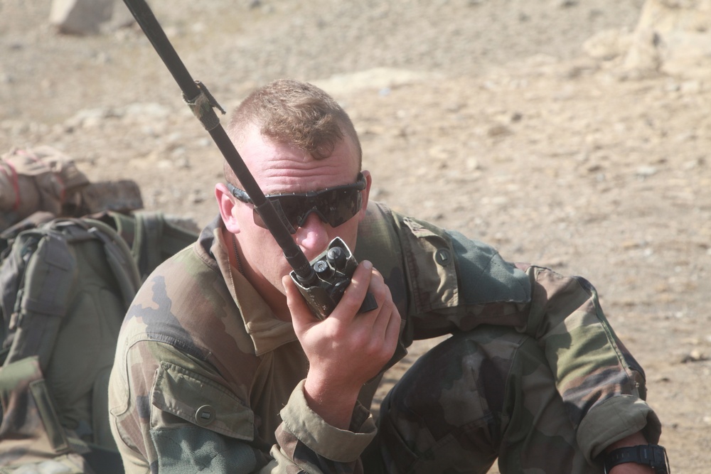 Soldiers provide overwatch