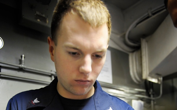 Performing maintenance on SPQ-9 radar