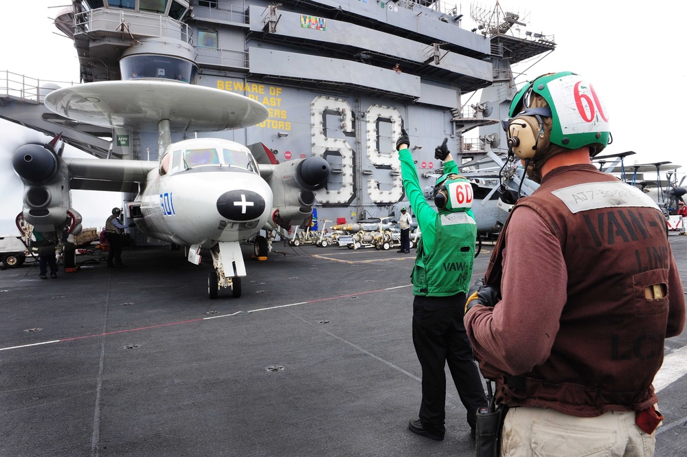 E-2C Hawkeye