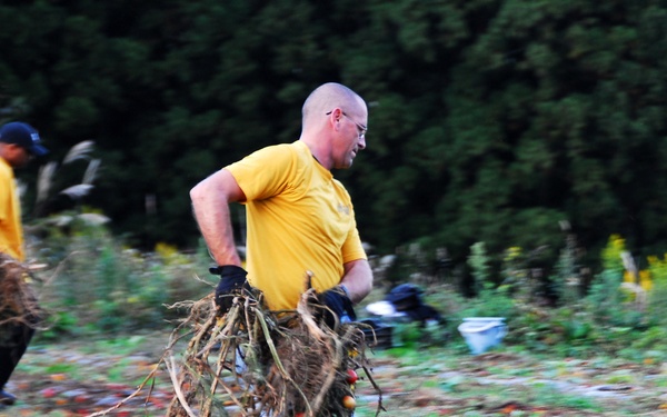 Navy Misawa and VP-8 team up to help Japanese community