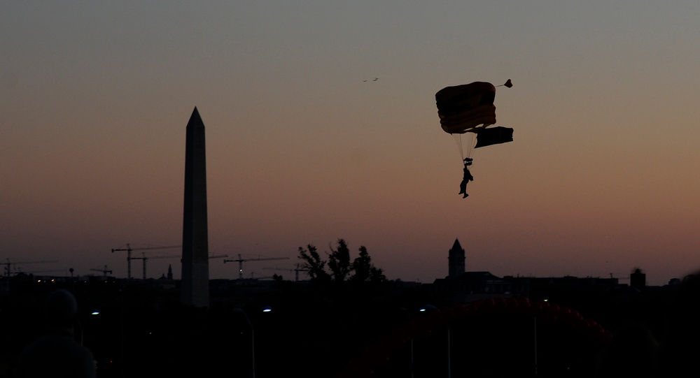 Old Guard participates in Army 10 Miler