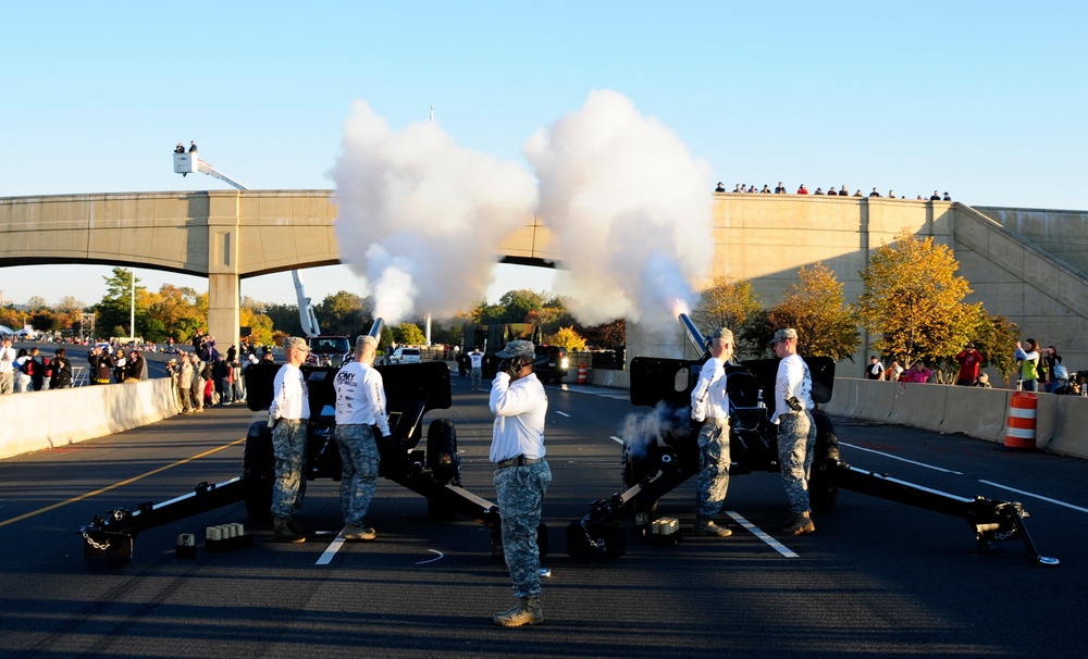 Old Guard participates in Army 10 Miler