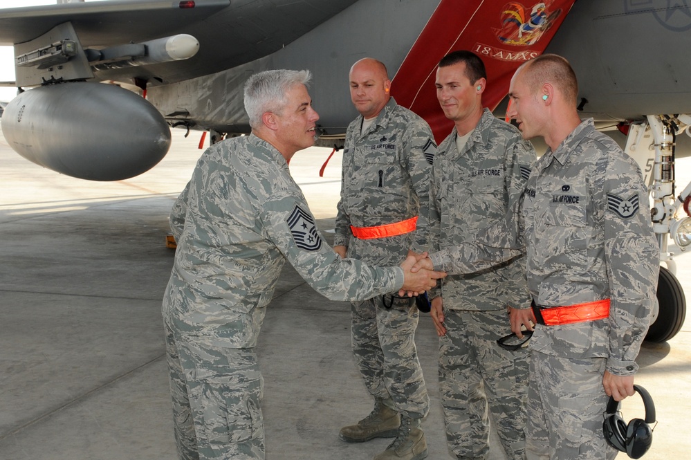 AFCENT Command chief visits 380th AEW