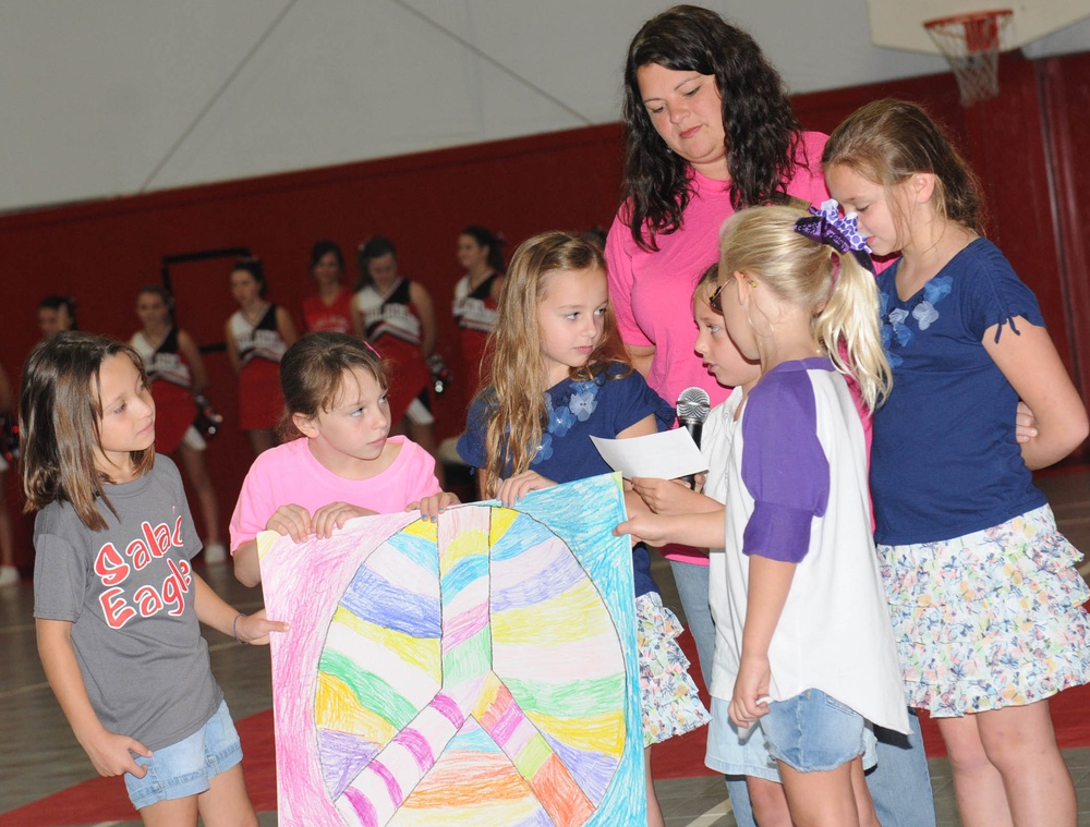 Adopted school gives back to deploying 'Long Knife' unit