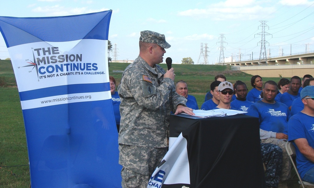 Lt. Col. Oelschig honors tells veterans in Dallas they are soldiers for life