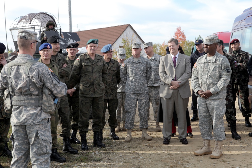 Multinational military leaders visit Joint Multinational Readiness Center, observe Saber Junction 2012 exercise