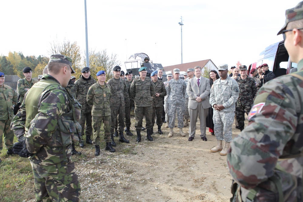 Multinational military leaders visit Joint Multinational Readiness Center, observe Saber Junction 2012 exercise