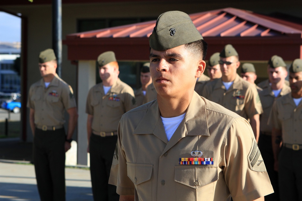 Marine receives medal for aiding Georgia car crash victims