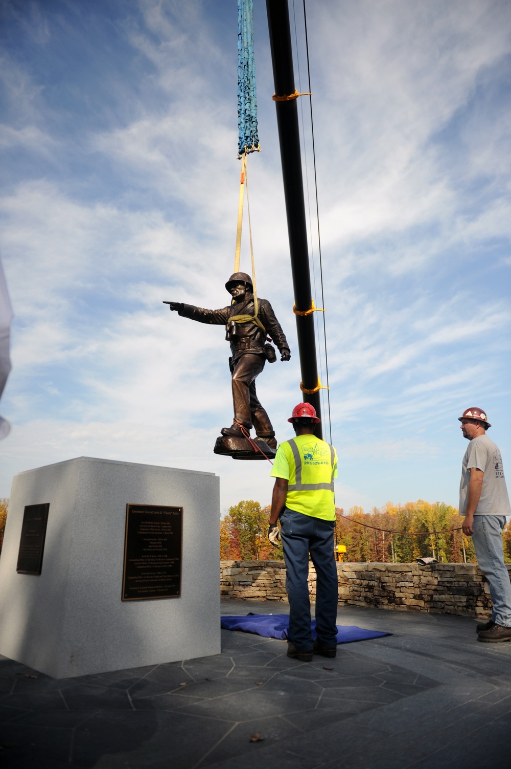 The Marine Corps Museums installs Chesty Puller Monument