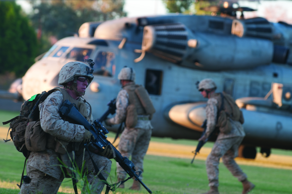 Marines simulate US Embassy evacuation in Yuma, Twentynine Palms