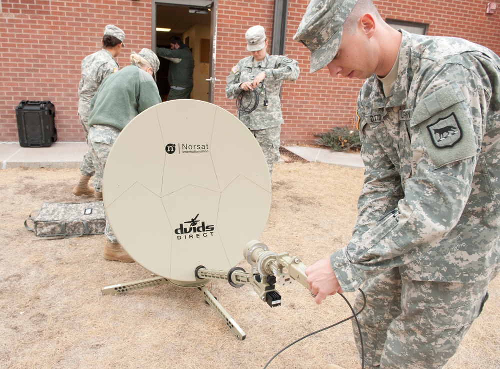 Guardsmen train on media satellite technology for upcoming mobilization