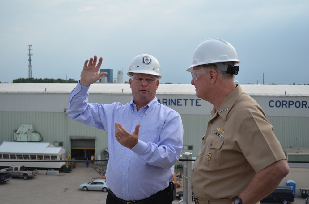 CNO reviews USS Fort Worth construction
