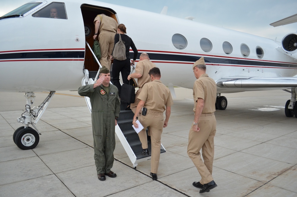 CNO reviews USS Fort Worth construction