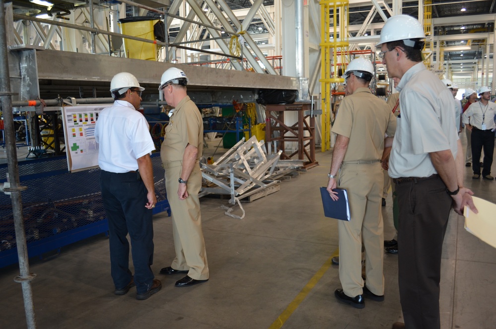 CNO visits Mobile facility to review littoral combat ship construction