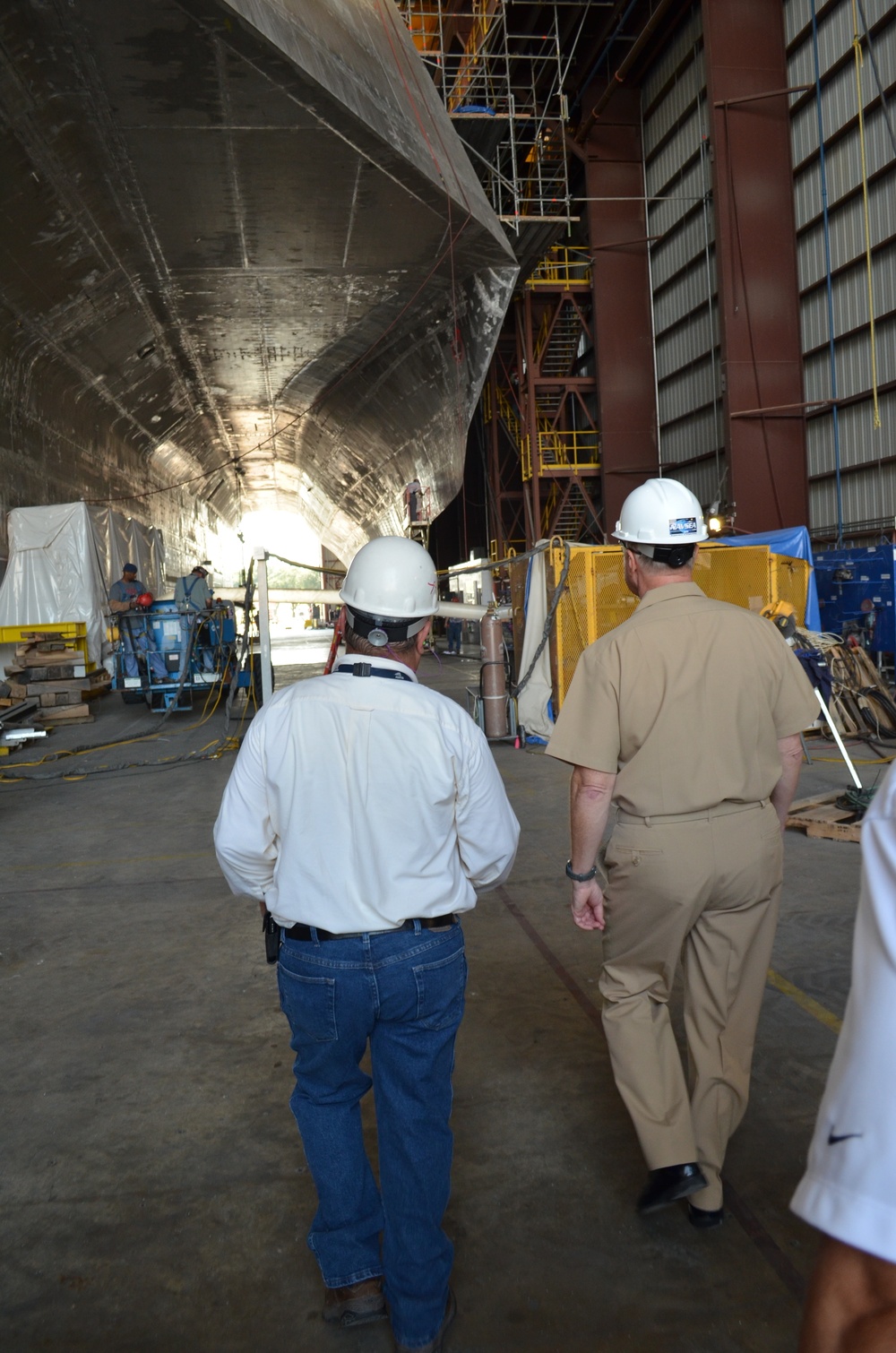 CNO visits Mobile facility to review littoral combat ship construction