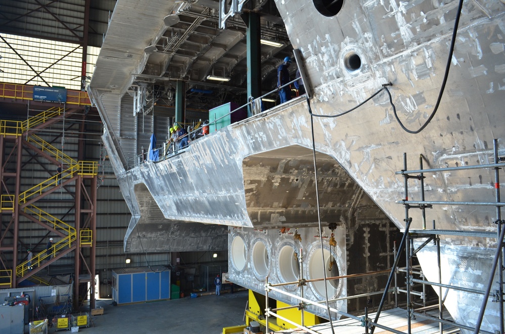CNO visits Mobile facility to review littoral combat ship construction