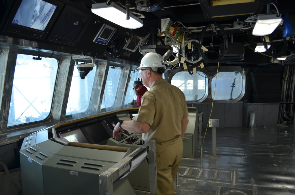 CNO visits Mobile facility to review littoral combat ship construction