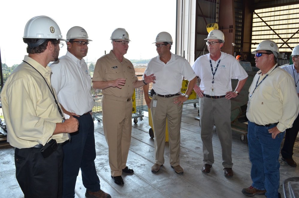 CNO visits Mobile facility to review littoral combat ship construction