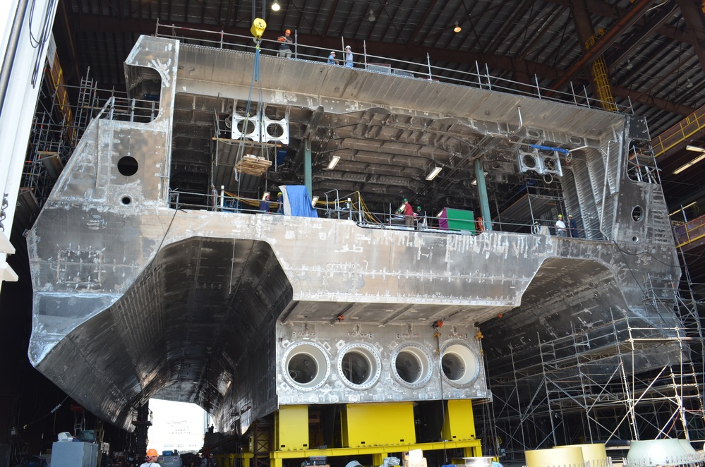 CNO visits Mobile facility to review littoral combat ship construction