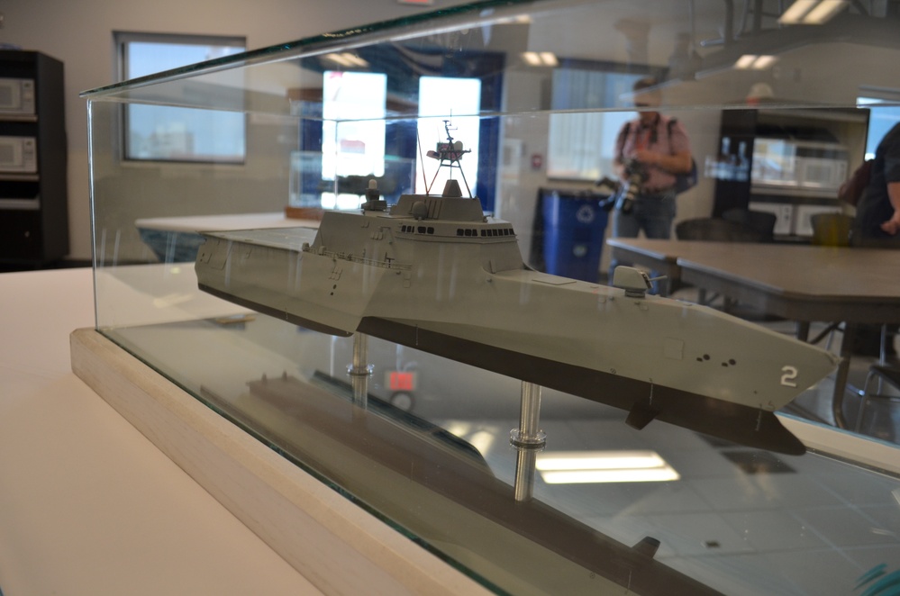 CNO visits Mobile facility to review littoral combat ship construction