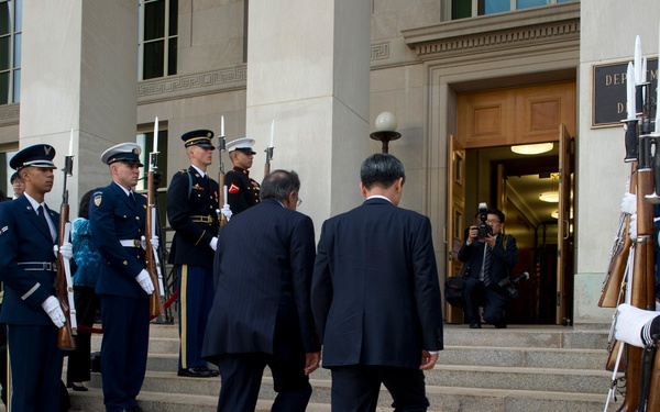 Secretary of defense meets with South Korean defense minister