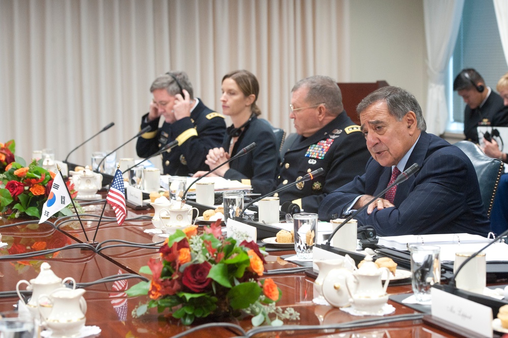 Secretary of defense meets with South Korean defense minister