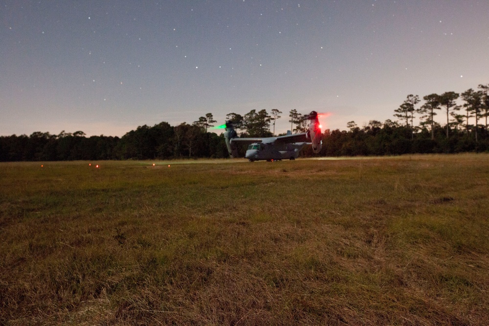 Combat Logistics Battalion 26 conducts helicopter suspension training