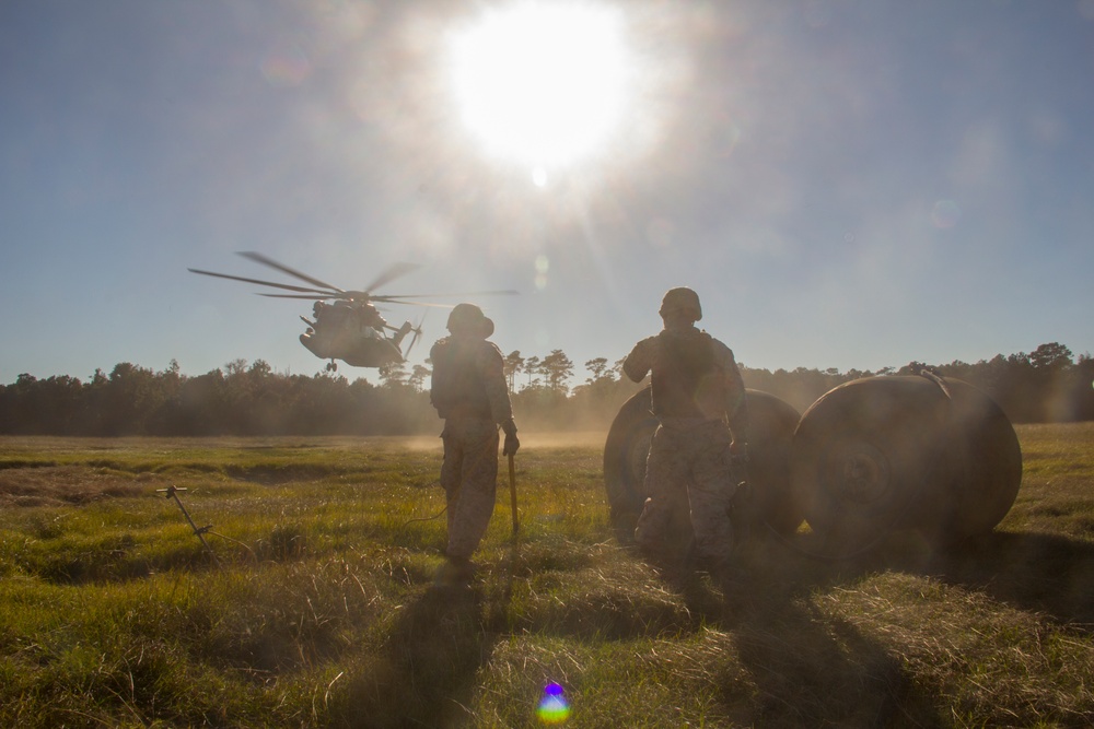 Combat Logistics Battalion 26 conducts helicopter suspension training