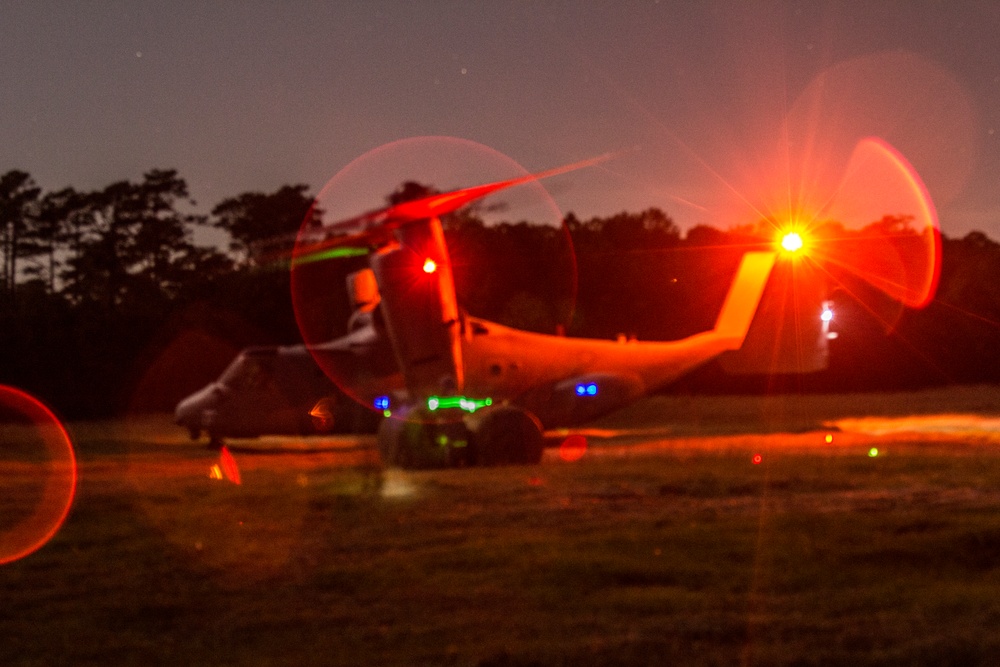 Combat Logistics Battalion 26 conducts helicopter suspension training